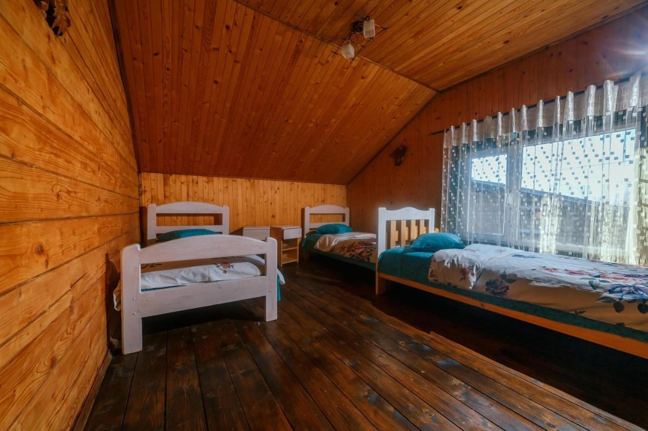 Садиба Дерев*Яна Хата Verkhovyna Exterior photo