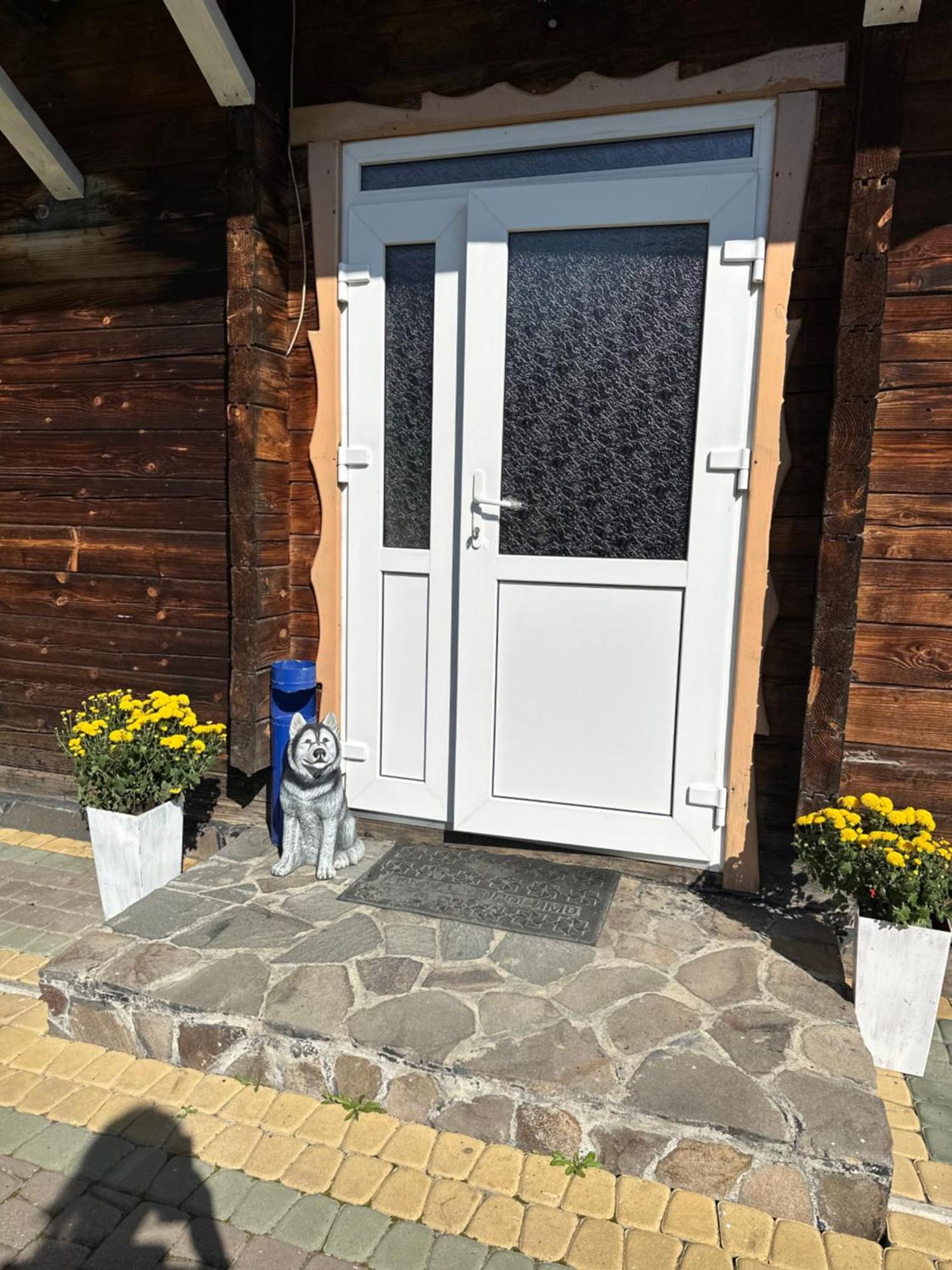 Садиба Дерев*Яна Хата Verkhovyna Exterior photo