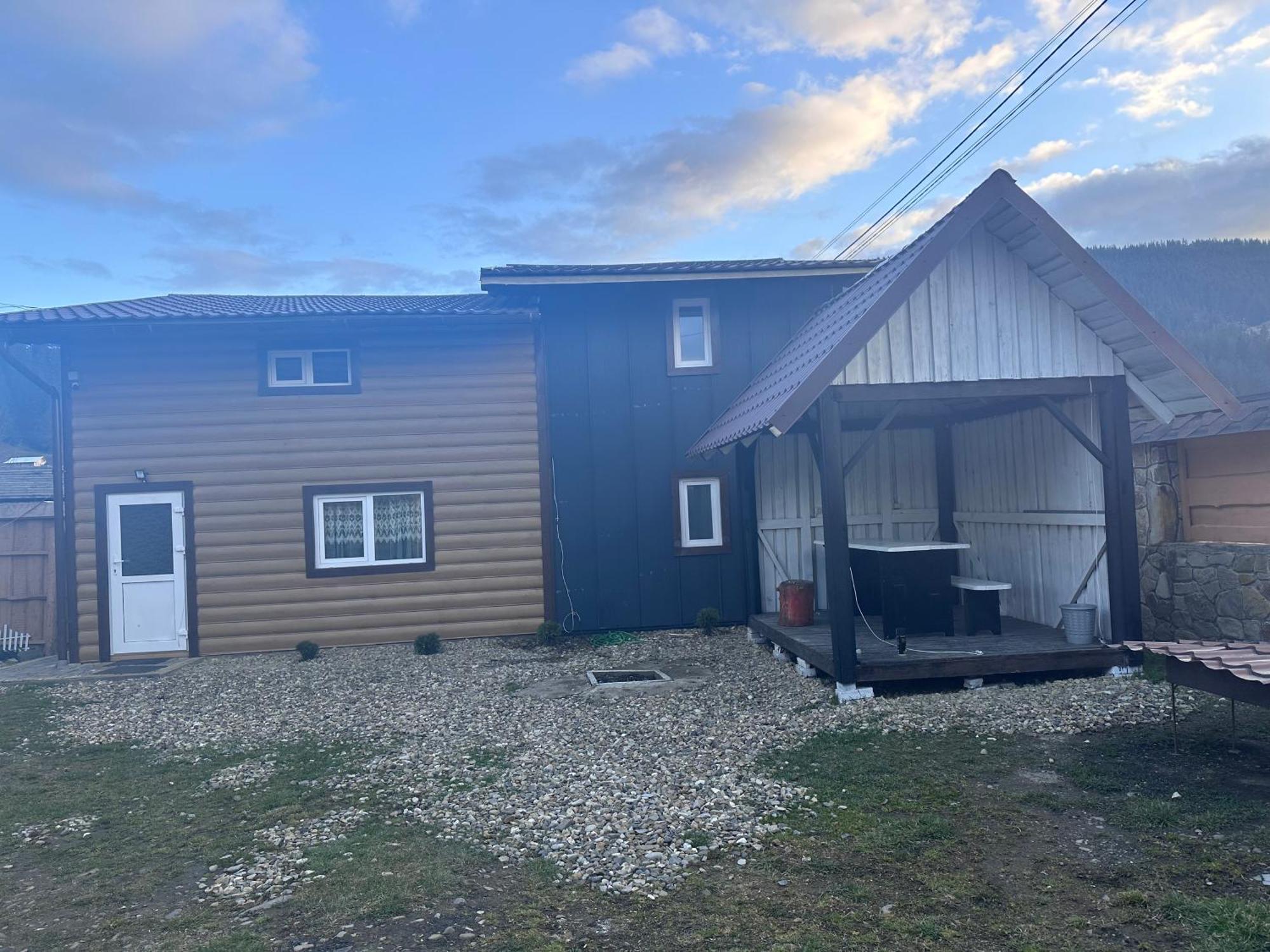 Садиба Дерев*Яна Хата Verkhovyna Exterior photo